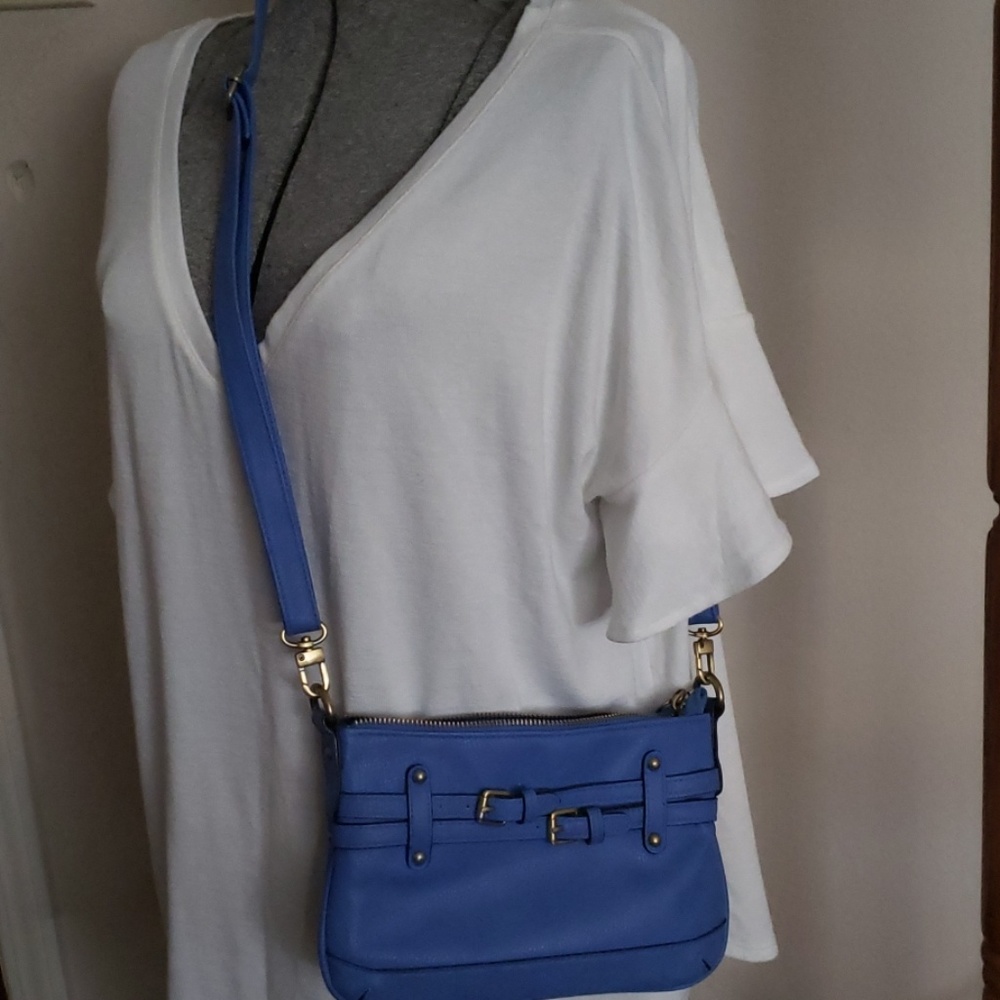 Ruffle sleeved tee